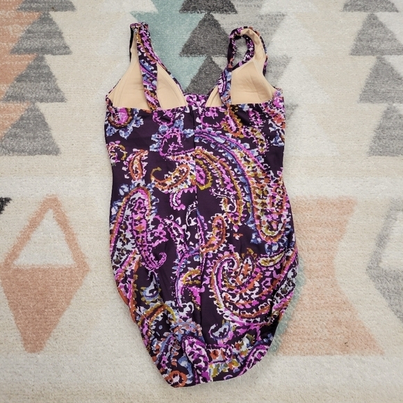 Lands’ End Ruched Paisley 1 Piece Slimming Swimsuit Purple 8 - Picture 5 of 7